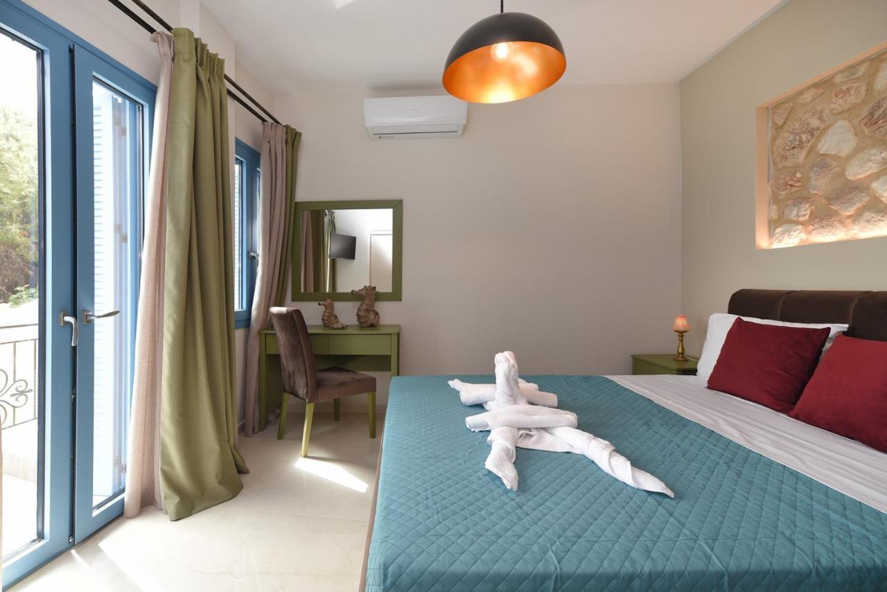 Syrene Luxury Suites Ermoupoli Ngoại thất bức ảnh