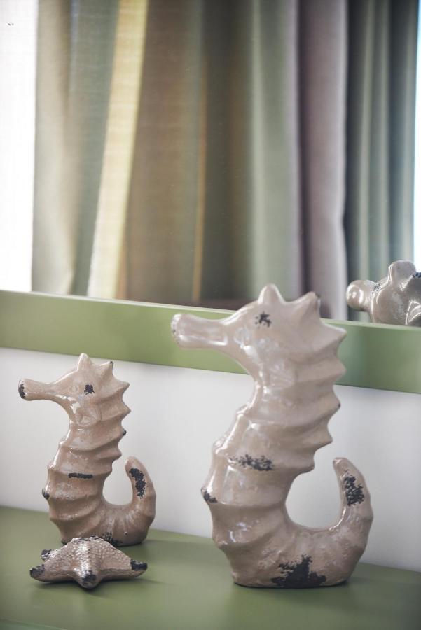 Syrene Luxury Suites Ermoupoli Ngoại thất bức ảnh