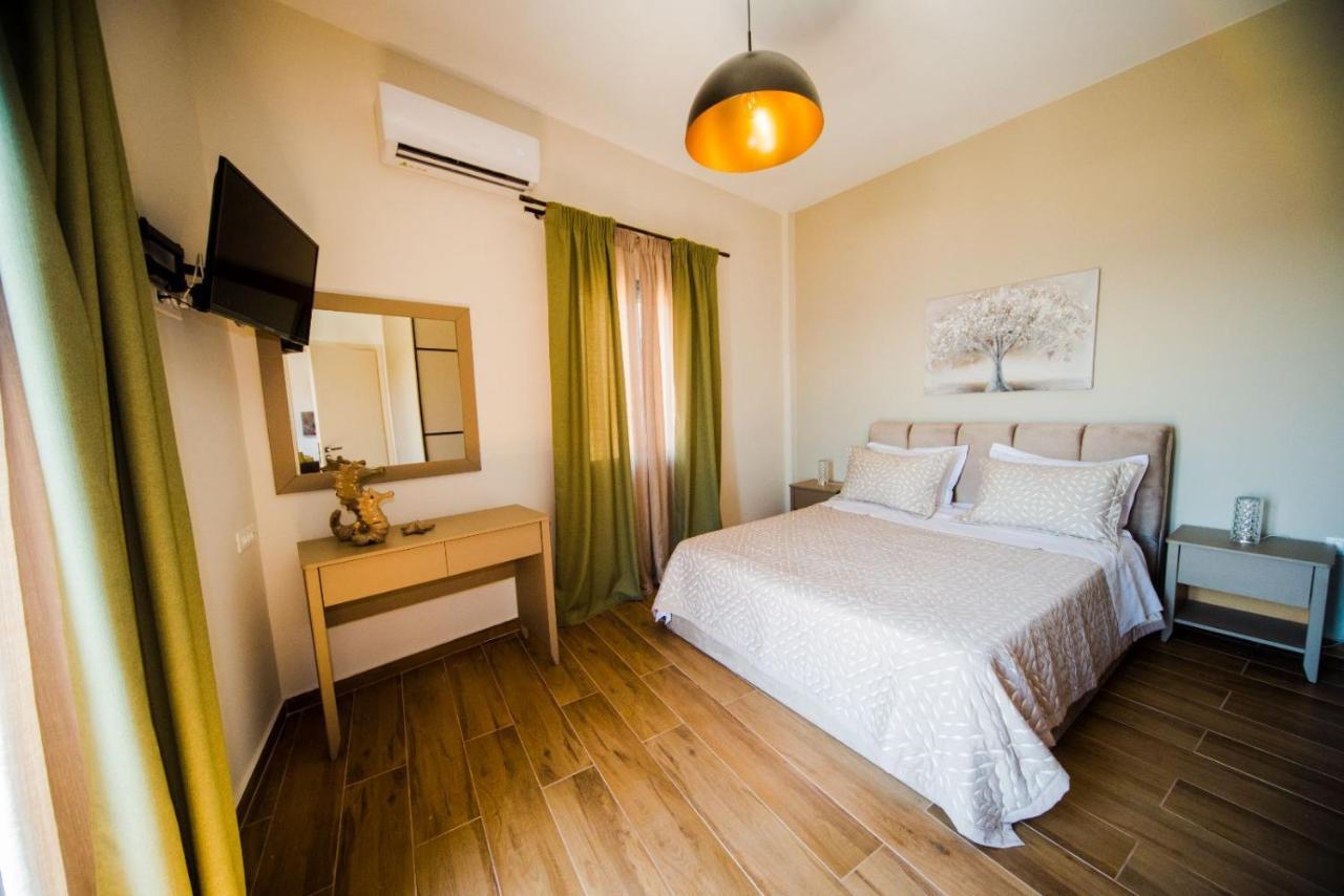 Syrene Luxury Suites Ermoupoli Ngoại thất bức ảnh